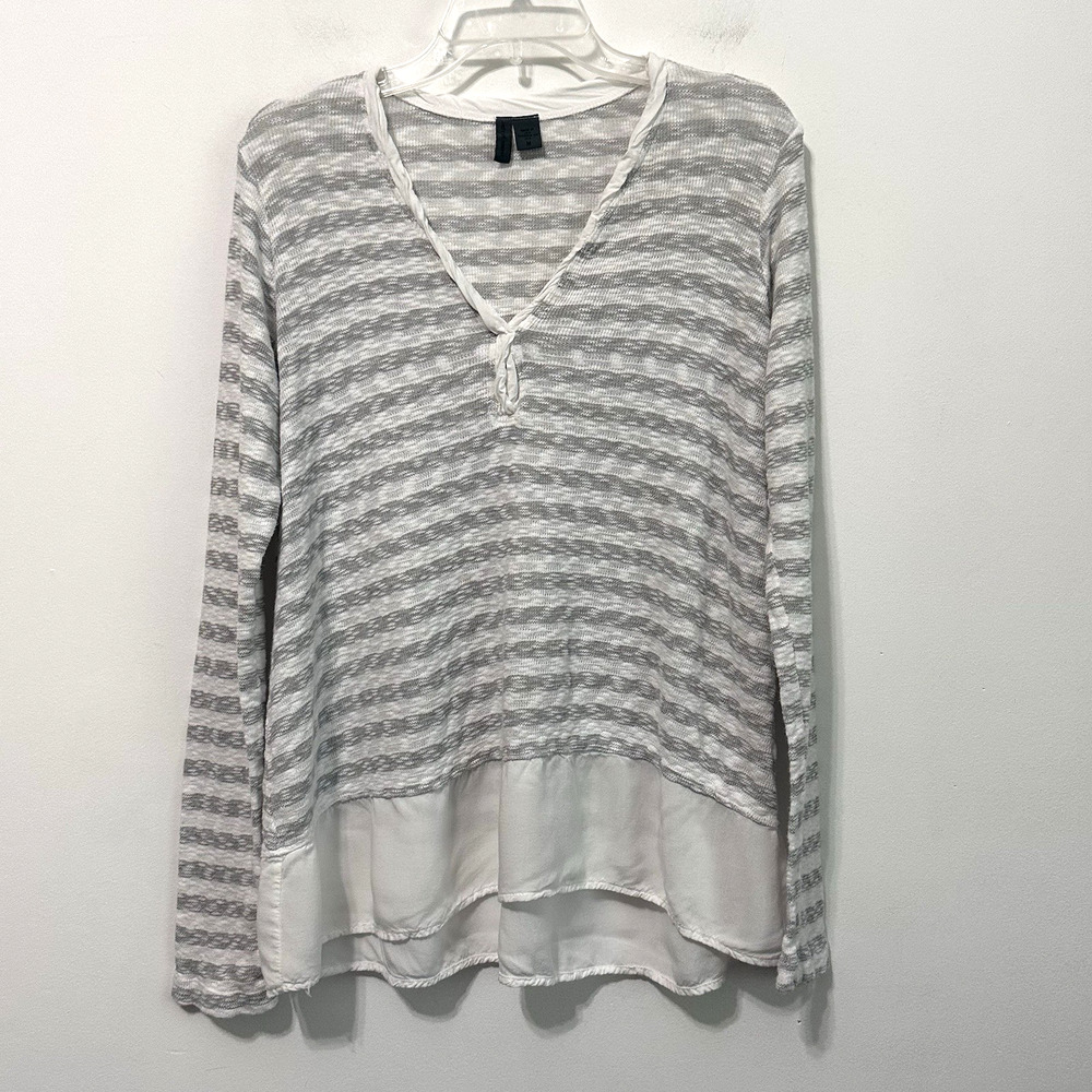 Left‎ Of Center Sweater M V Neck Gray Stripe Thin Hem Long Sleeve Casual Boho